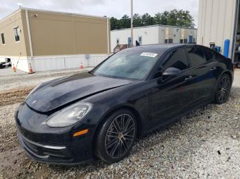  Salvage Porsche Panamera