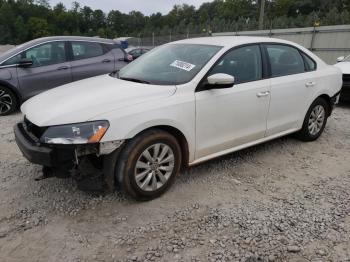  Salvage Volkswagen Passat