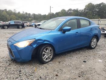  Salvage Toyota Yaris