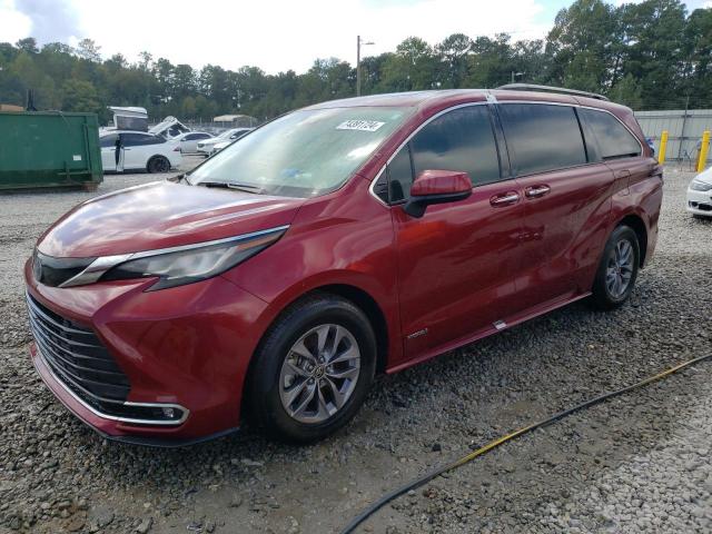  Salvage Toyota Sienna