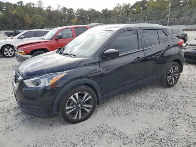  Salvage Nissan Kicks