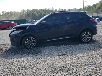  Salvage Nissan Kicks