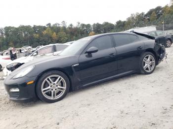  Salvage Porsche Panamera