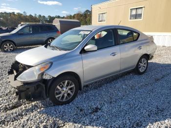  Salvage Nissan Versa