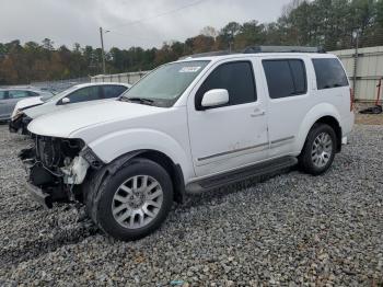  Salvage Nissan Pathfinder