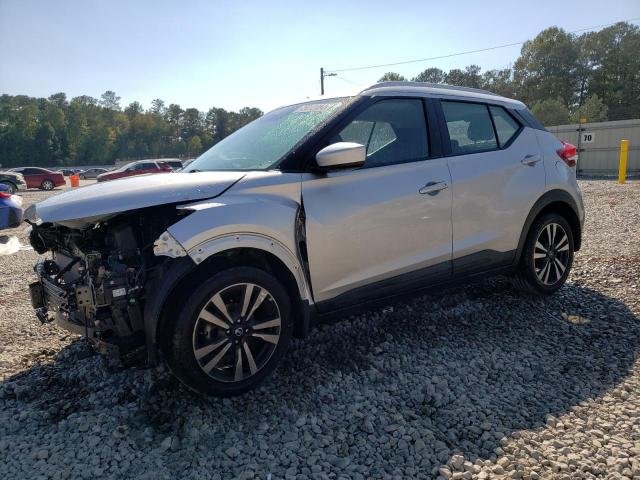  Salvage Nissan Kicks