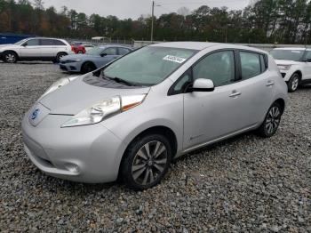  Salvage Nissan LEAF