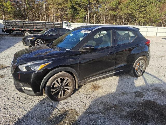  Salvage Nissan Kicks