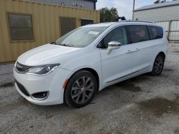  Salvage Chrysler Pacifica