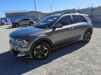  Salvage Kia Niro