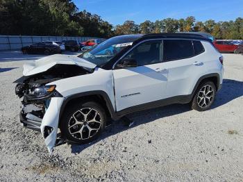  Salvage Jeep Compass