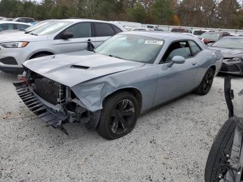  Salvage Dodge Challenger