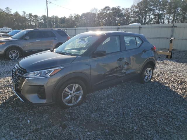  Salvage Nissan Kicks