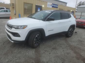  Salvage Jeep Compass