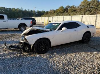  Salvage Dodge Challenger