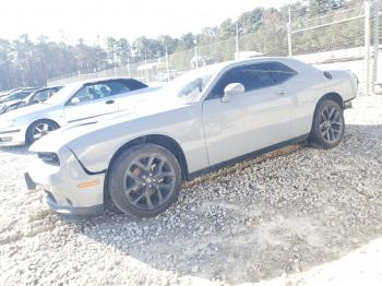  Salvage Dodge Challenger