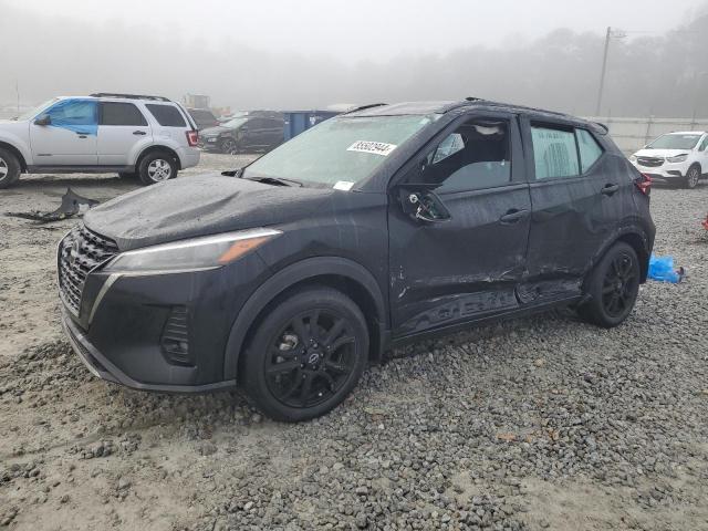  Salvage Nissan Kicks