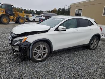  Salvage Mercedes-Benz GLA