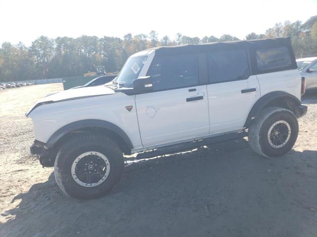  Salvage Ford Bronco