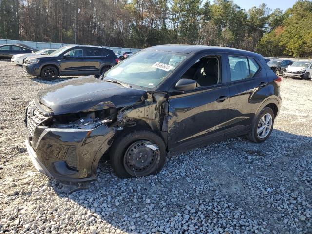  Salvage Nissan Kicks