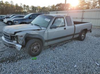  Salvage Dodge Dakota