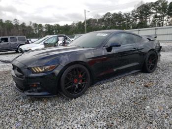  Salvage Ford Mustang