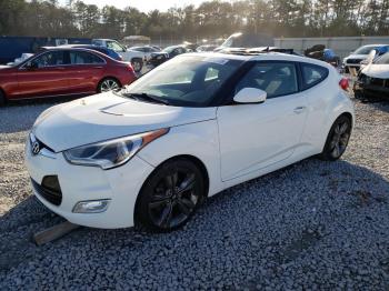  Salvage Hyundai VELOSTER