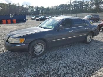  Salvage Lincoln Towncar