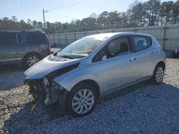  Salvage Nissan LEAF