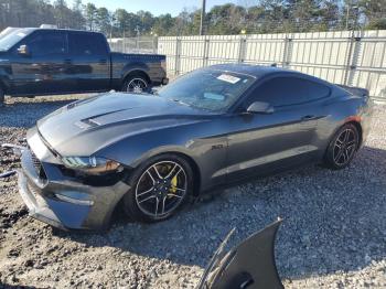  Salvage Ford Mustang