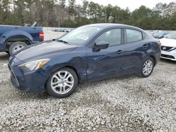  Salvage Toyota Yaris