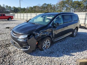  Salvage Chrysler Pacifica