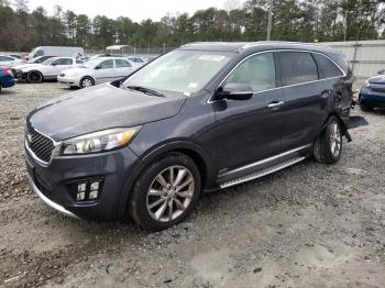  Salvage Kia Sorento