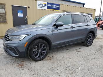  Salvage Volkswagen Tiguan