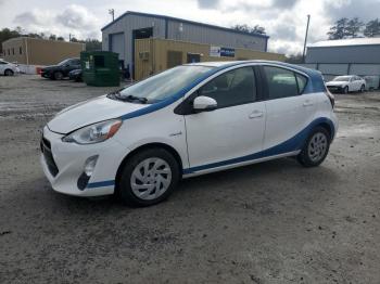  Salvage Toyota Prius