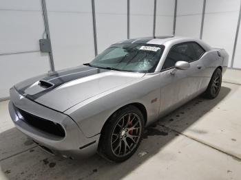  Salvage Dodge Challenger