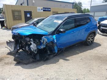  Salvage Jeep Compass