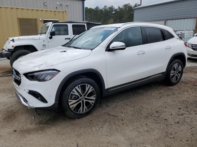  Salvage Mercedes-Benz GLA