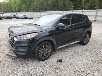  Salvage Hyundai TUCSON