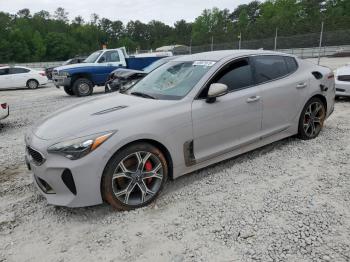  Salvage Kia Stinger