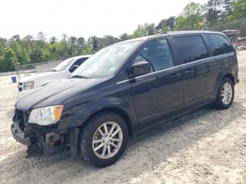  Salvage Dodge Caravan