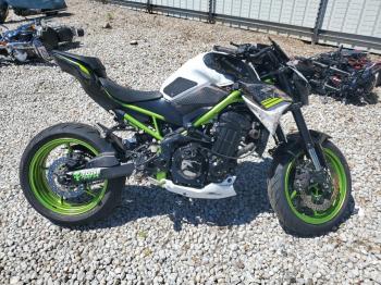  Salvage Kawasaki Zr900 F