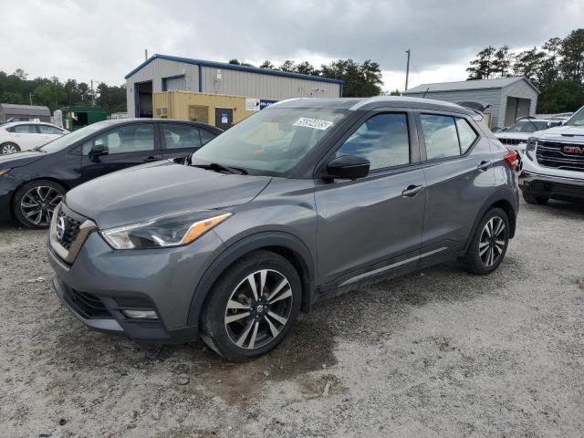  Salvage Nissan Kicks