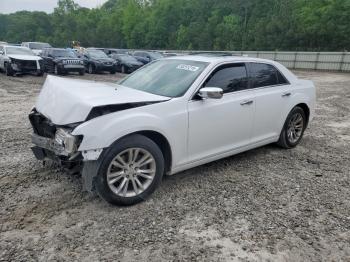  Salvage Chrysler 300