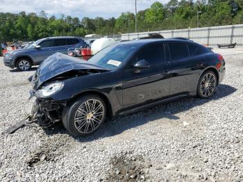  Salvage Porsche Panamera