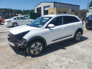  Salvage Kia Niro