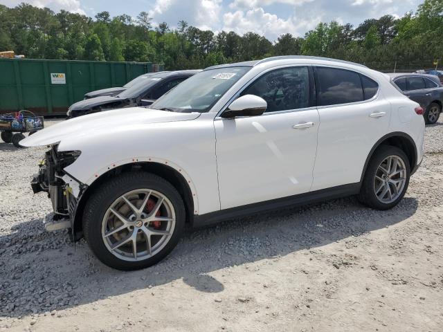  Salvage Alfa Romeo Stelvio