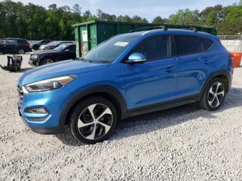  Salvage Hyundai TUCSON