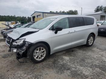  Salvage Chrysler Pacifica