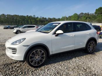  Salvage Porsche Cayenne